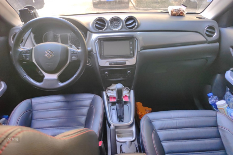 Suzuki Vitara 2016 image de voiture #11