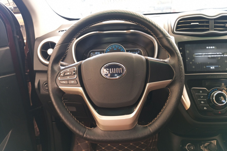 SWM斯威汽车 SWM斯威X3 2019 汽车图片 #11