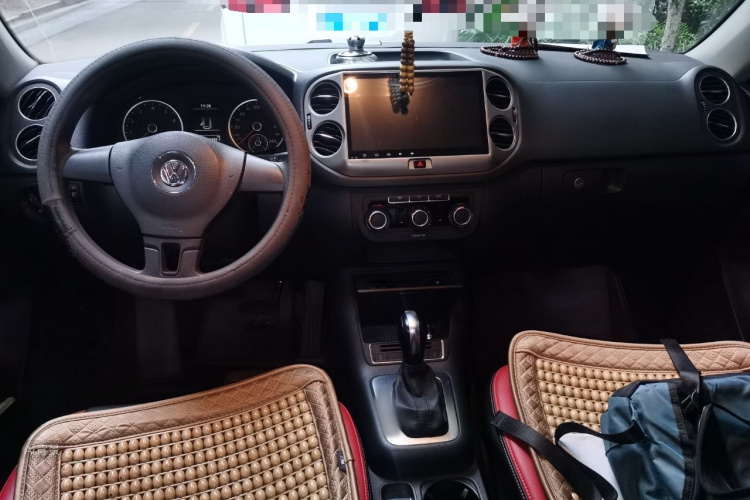Volkswagen Tiguan 2016 car image #11