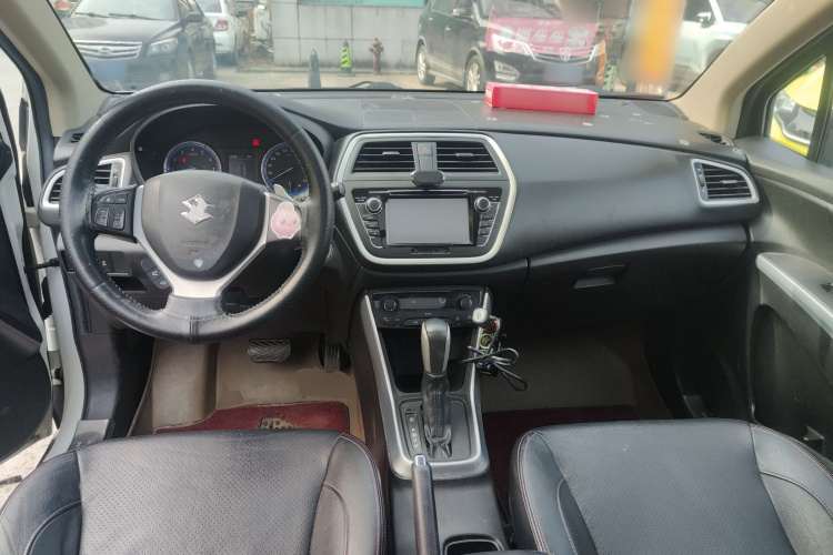 Suzuki S-Cross 2014 immagine di auto #11