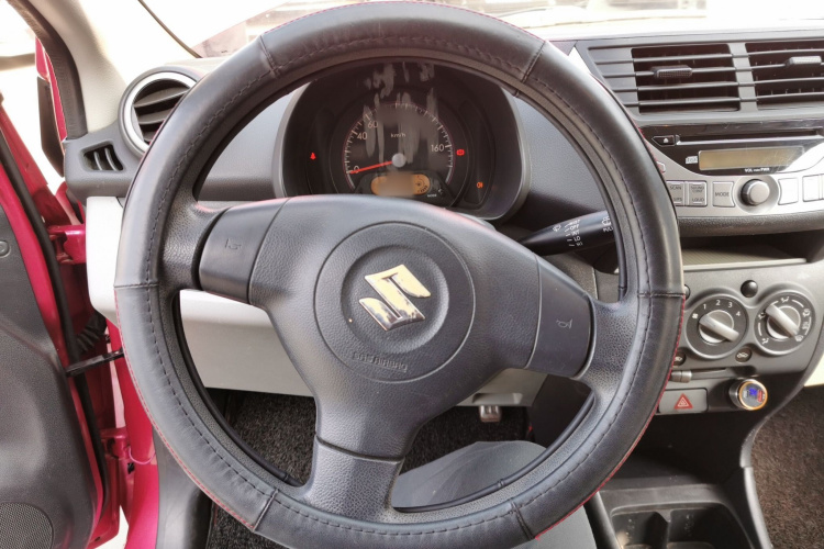 Suzuki Alto 2016 imagem de carro #11