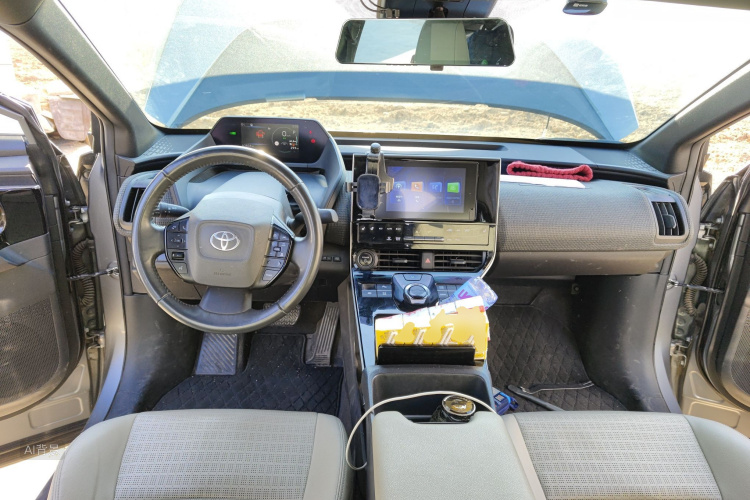 丰田 一汽丰田bZ4X 2023 汽车图片 #11