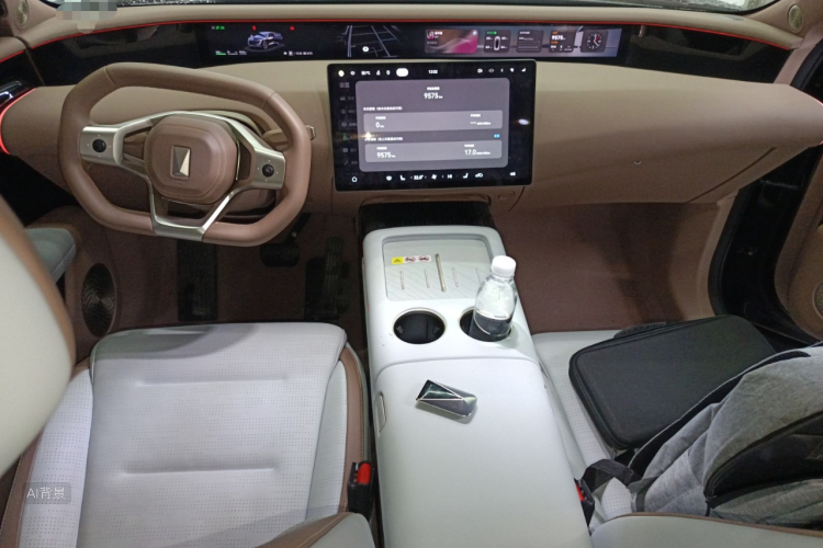 Avatr 07 2025 car image #11