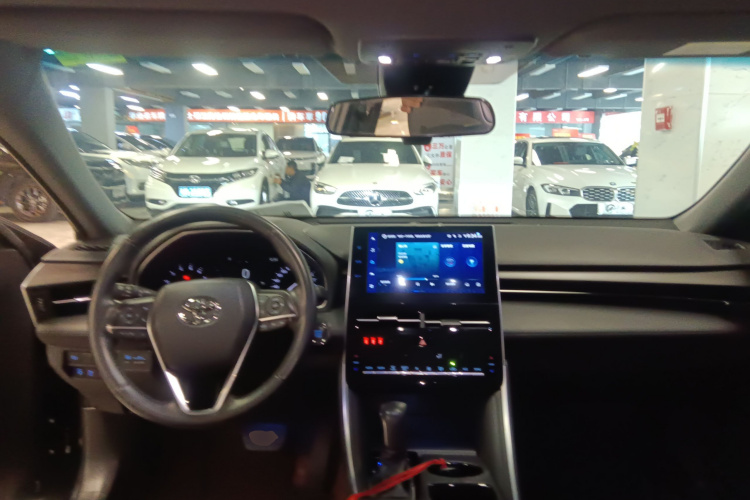 Toyota Avalon 2024 car image #11