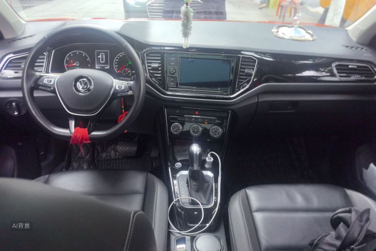 T-Roc 2019 car image #11
