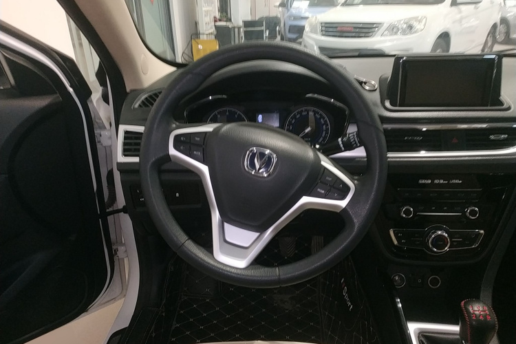 Changan Alsvin V7 2016 image de voiture #11