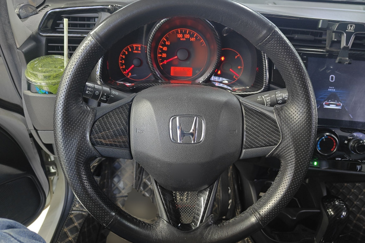 Honda Fit 2018 #11 Honda Fit 2018 car image #11