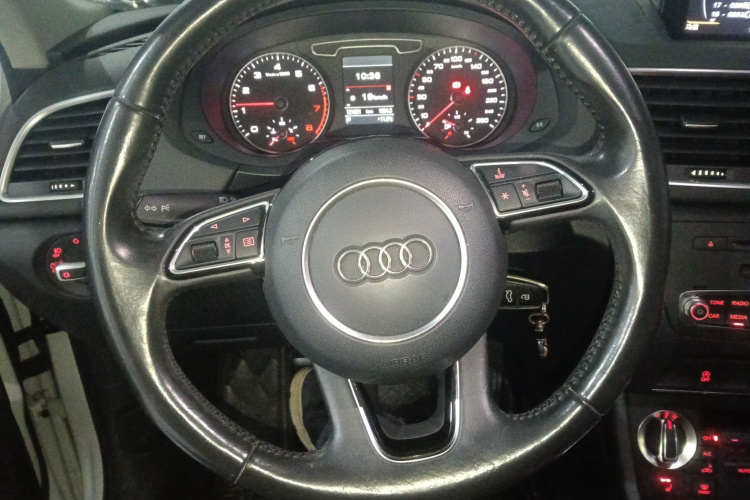Audi Q3 2015 imagen de coche #11