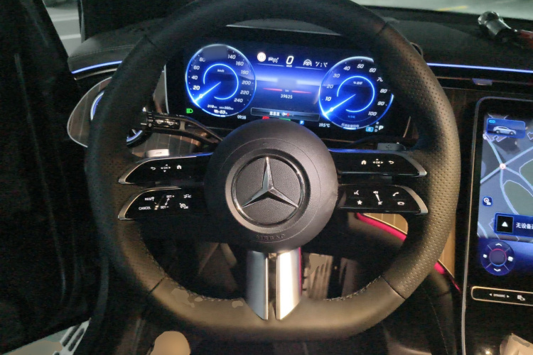 Mercedes-Benz EQE SUV 2023 #11 Mercedes-Benz EQE SUV 2023 car image #11