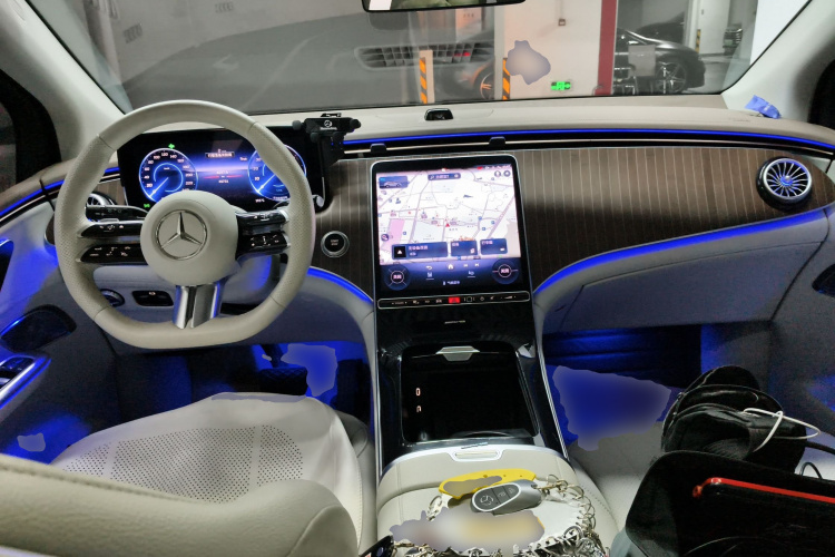 Mercedes-Benz EQE SUV 2023 car image #11