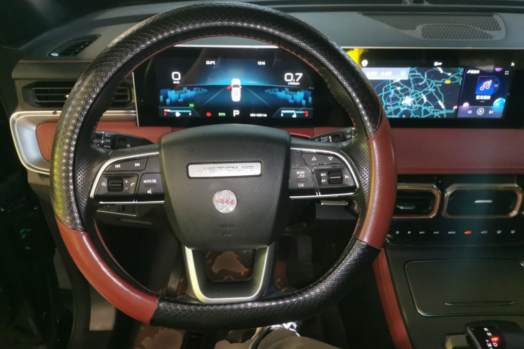 X70 PLUS 2024 car image #11