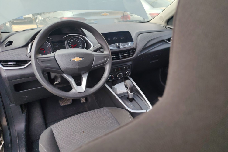 Chevrolet Cavalier 2022 car image #11