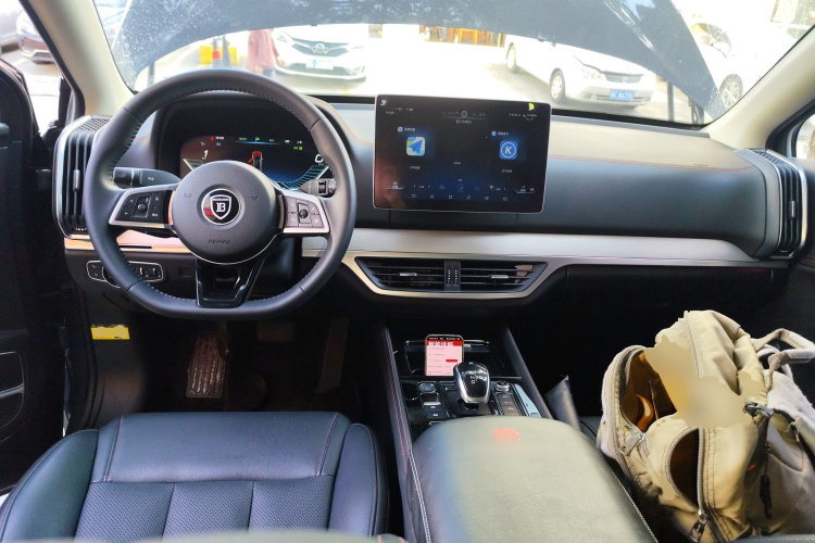 BYD Tang New Energy 2019 #11 BYD Tang New Energy 2019 car image #11