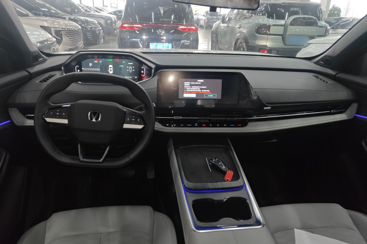 Changan CS55PLUS PHEV 2025 car image #11