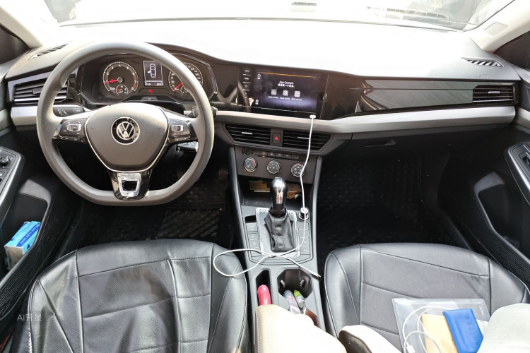 Volkswagen Bora 2021 immagine di auto #11