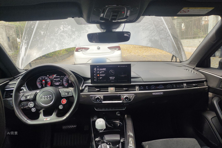 Audi A4L 2021 car image #11