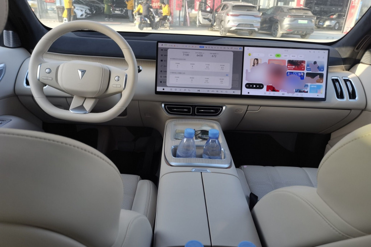 Deepal S09 2025 imagen de coche #11