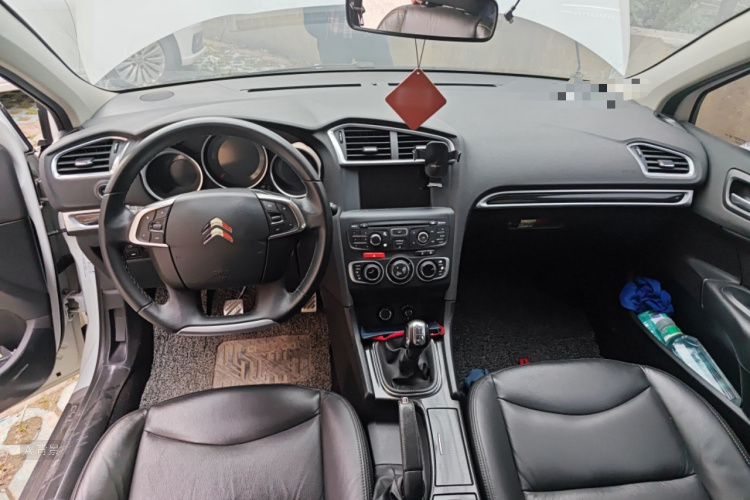 Citroen C4L 2014 car image #11