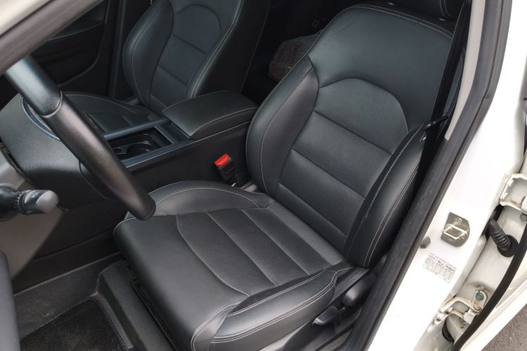 GEELY Emgrand 2020 car image #11