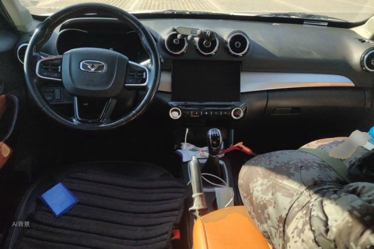 Kaiyi X3 2016 car image #11