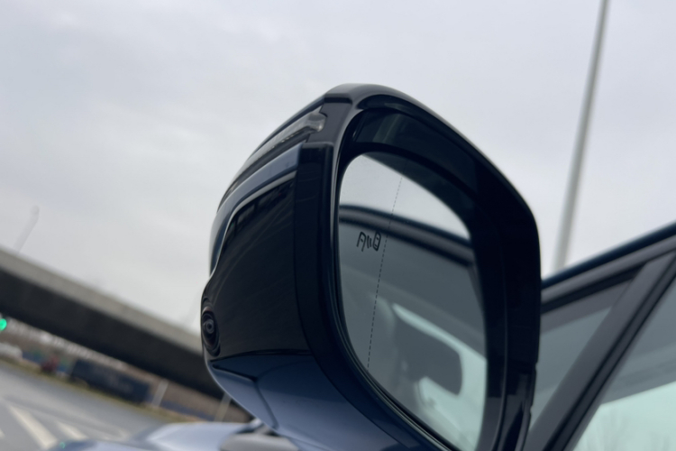 HongQi TianGong 05 2025 car image #11