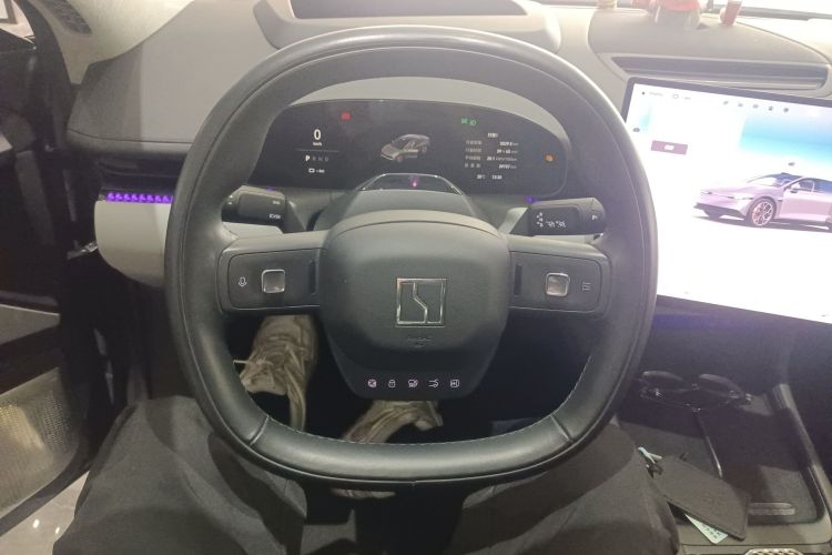 极氪 极氪007 2024 汽车图片 #11