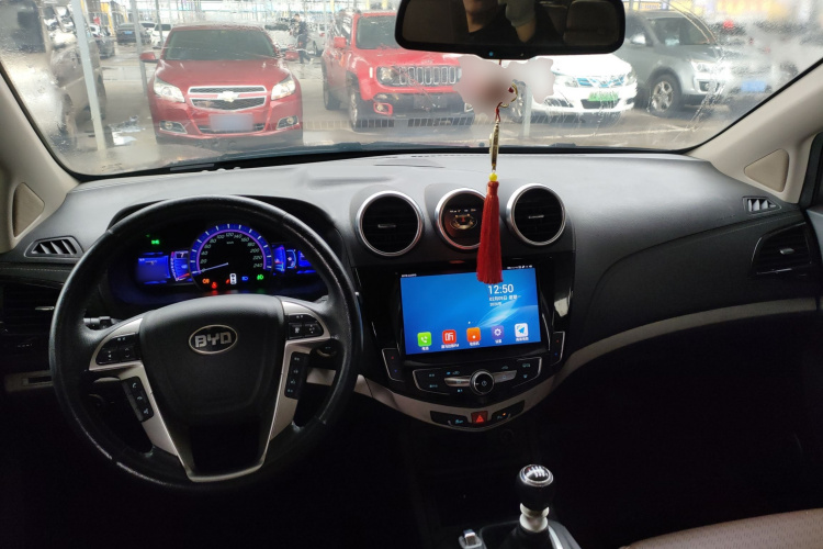 BYD S7 2018 image de voiture #11
