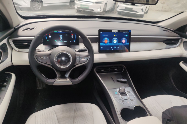 BYD Seal 05 DM-i 2025 car image #11