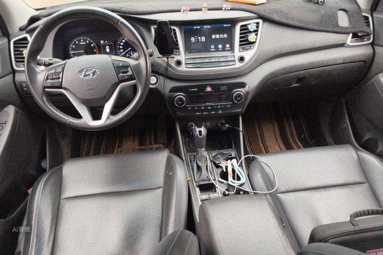 Hyundai Tucson 2017 immagine di auto #11