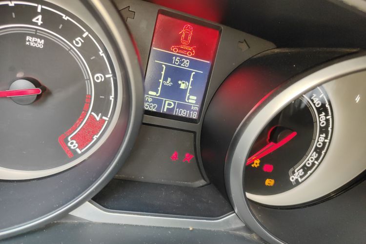 MG GS 2015 #11 MG GS 2015 car image #11