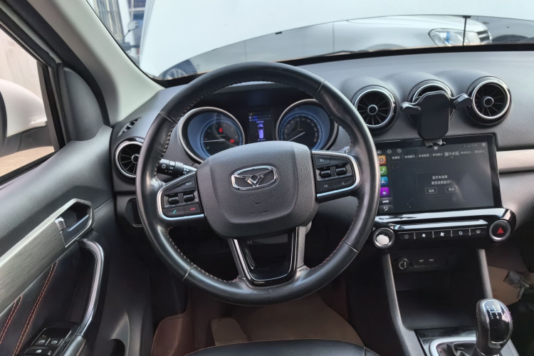 Kaiyi V3 2016 car image #11