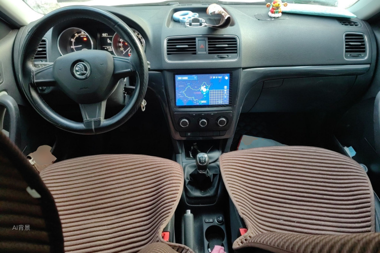 Skoda Yeti 2018 car image #11