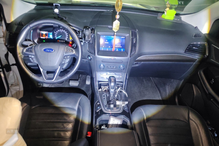 Ford Edge 2018 immagine di auto #11