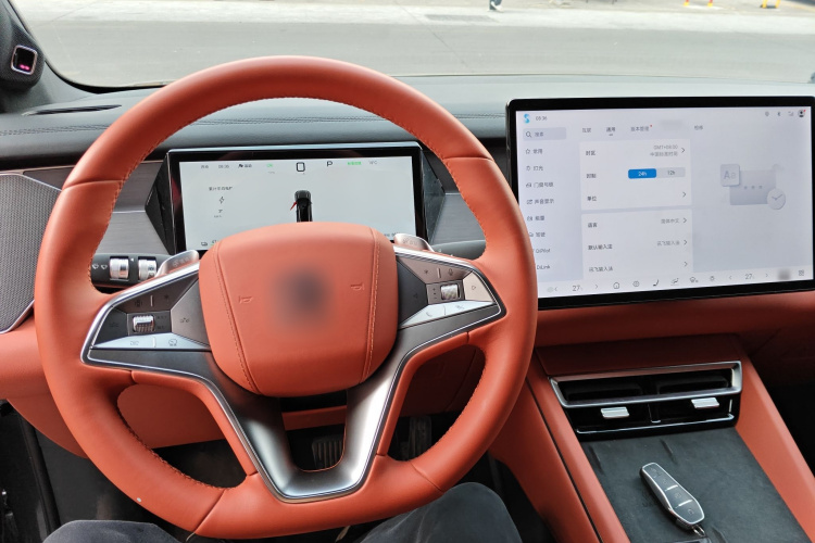 BYD Tang L 2025 immagine di auto #11