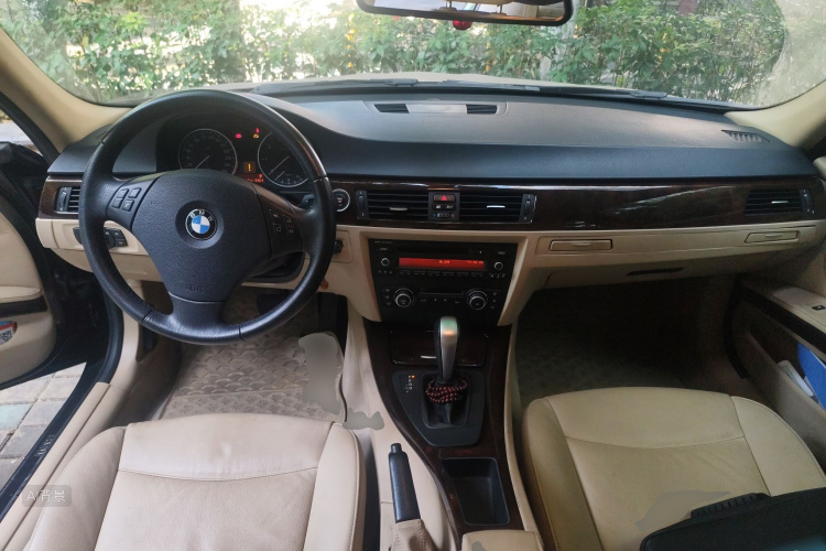 BMW 3 Series 2011 #11 BMW 3 Series 2011 immagine di auto #11