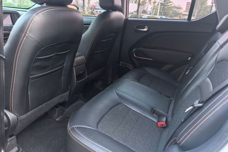 GAC Trumpchi GS3 2019 car image #11