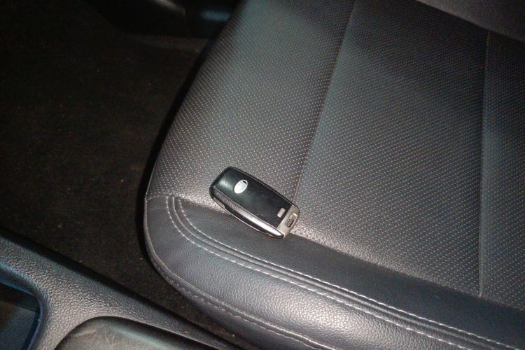 起亚 起亚K3 2014 汽车图片 #11