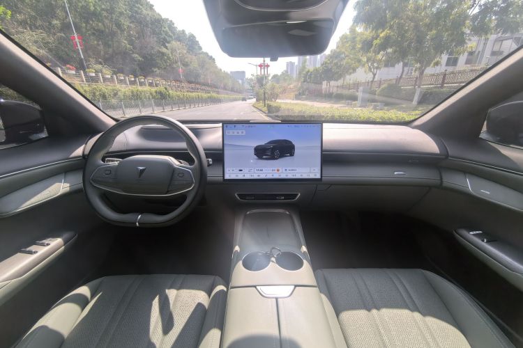 Deepal S07 2024 car image #11