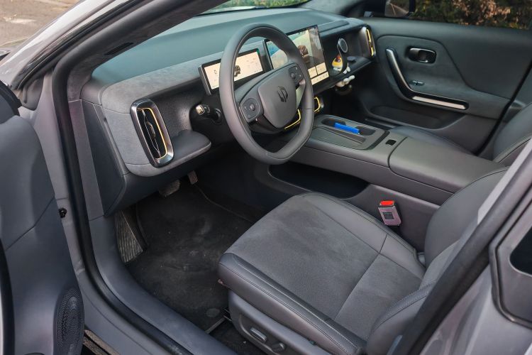 零跑汽车 零跑Lafa5 2025 汽车图片 #11