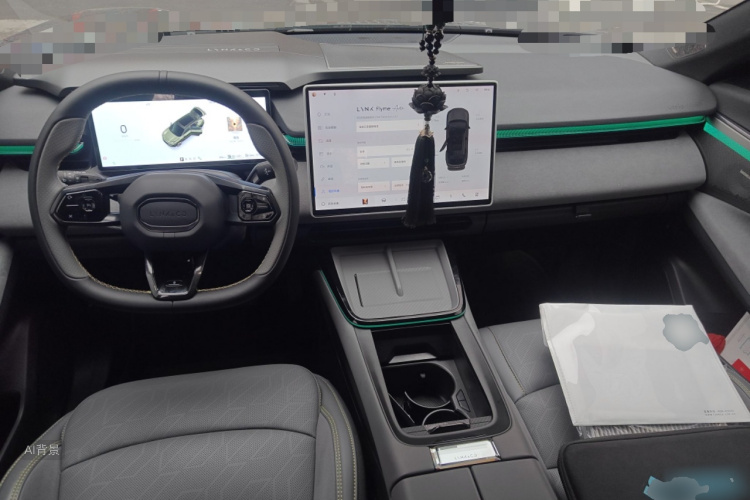 Lynk & Co 08 EM-P 2025 car image #11
