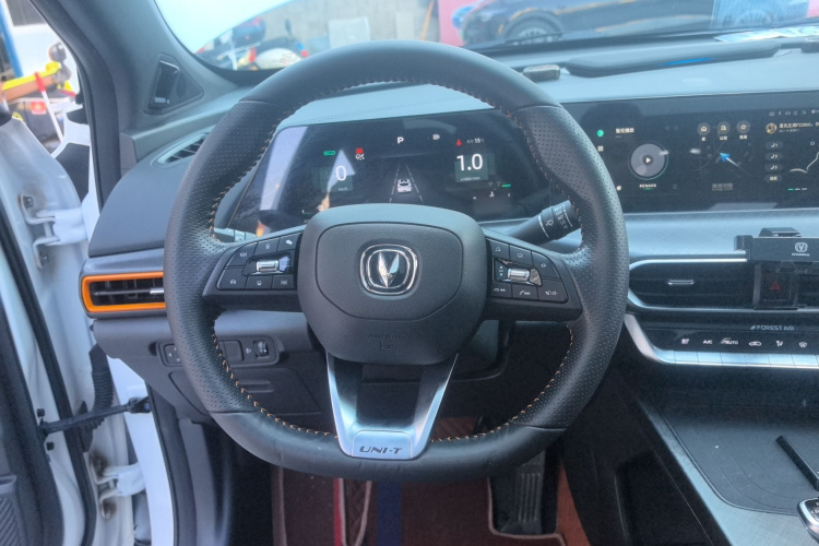 Changan UNI-T 2022 car image #11