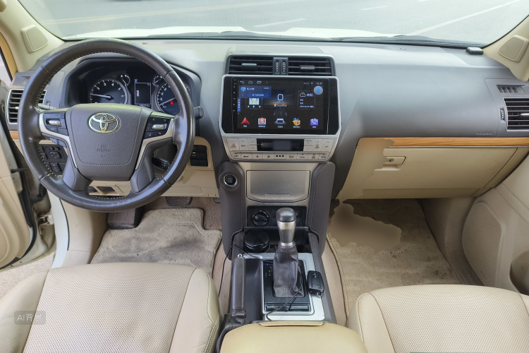 Toyota Land Cruiser Prado 2020 immagine di auto #11