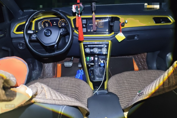 T-Roc 2019 car image #11
