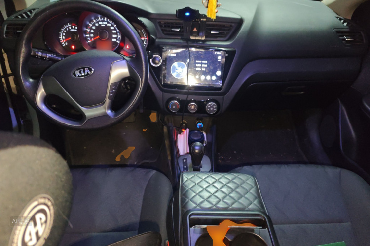 起亚 起亚K2 2015 汽车图片 #11