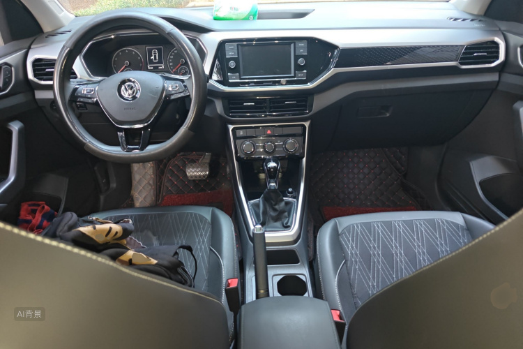 Volkswagen T-Cross 2020 immagine di auto #11