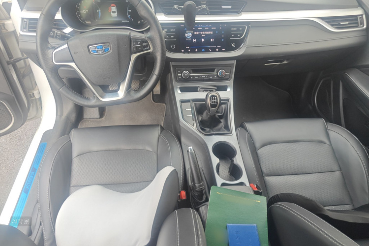 GEELY Emgrand 2018 #11 GEELY Emgrand 2018 car image #11