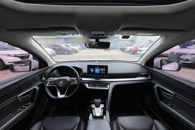 BYD Song Pro 2019 #11 BYD Song Pro 2019 car image #11