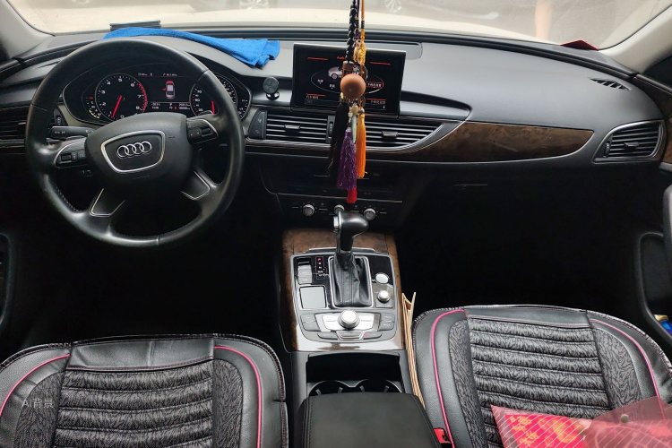 Audi A6L 2015 car image #11