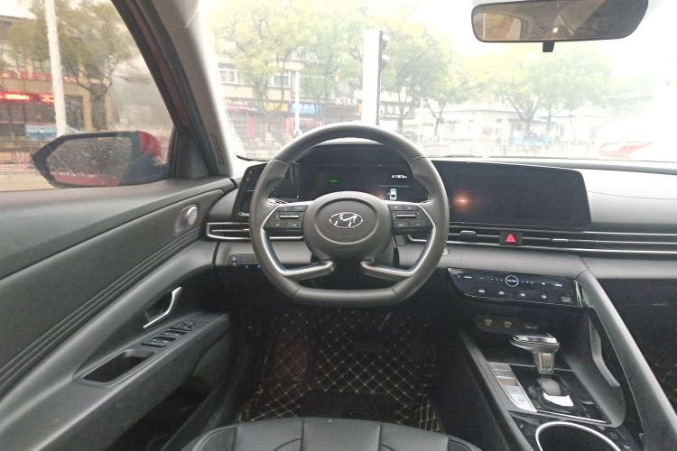 Hyundai Elantra 2020 car image #11