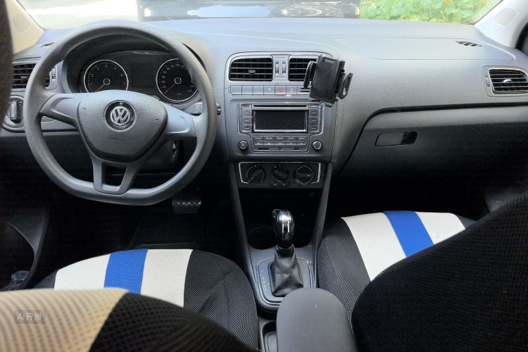 Volkswagen Polo 2015 immagine di auto #11